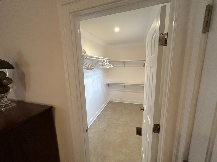 Furnished Finder property 892786_1 photo 12