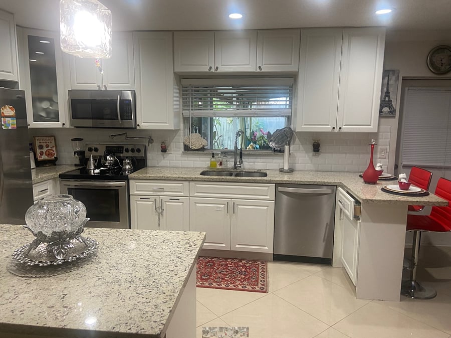 Furnished Finder property 892935_3 photo 5