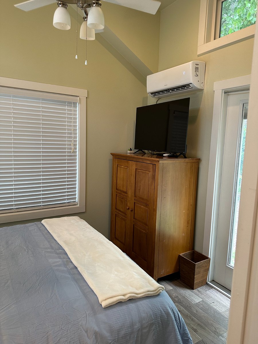 Furnished Finder property 892947_1 photo 11
