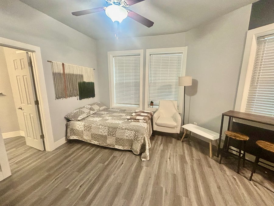 Furnished Finder property 892948_13 photo 5