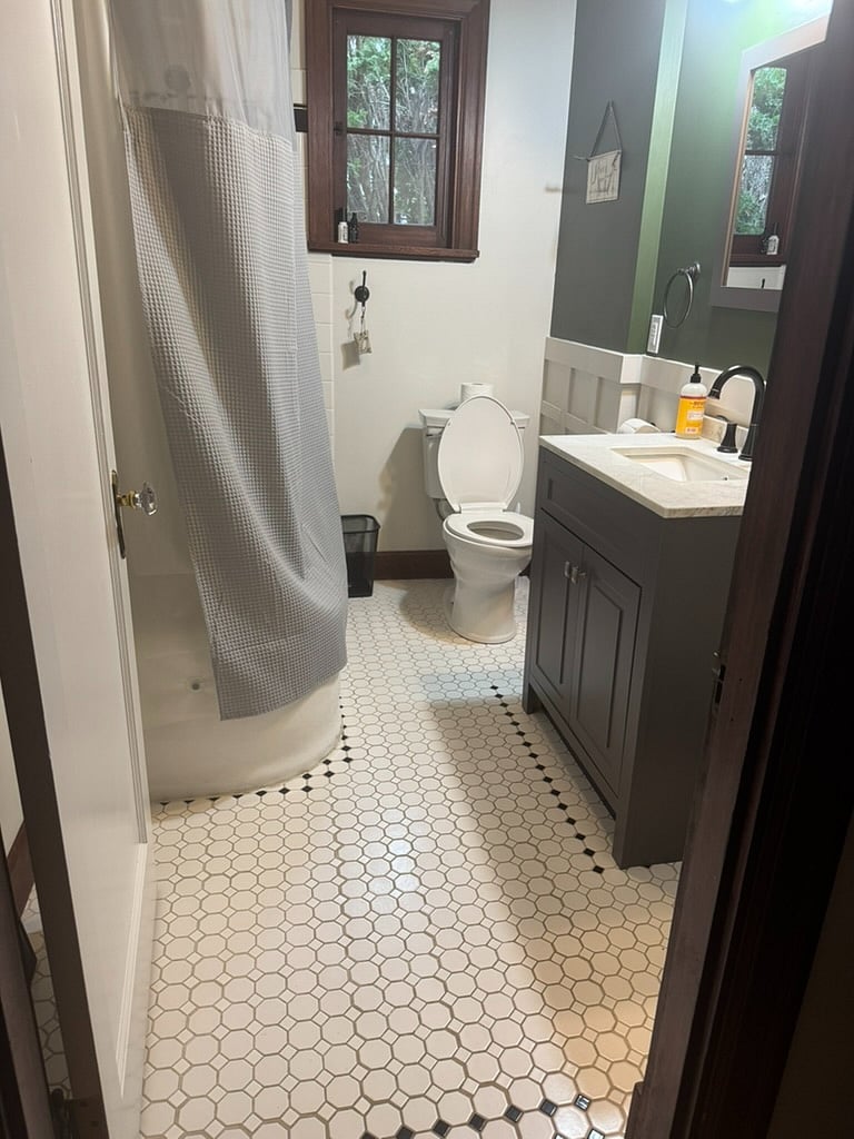 Main floor bathroom
