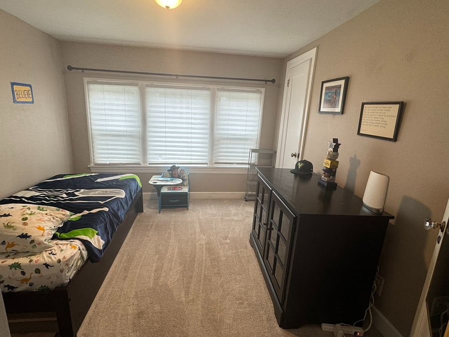 2nd floor bedroom