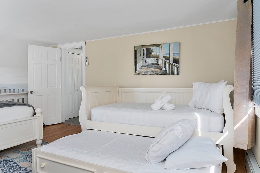 Furnished Finder property 893001_1 photo 12