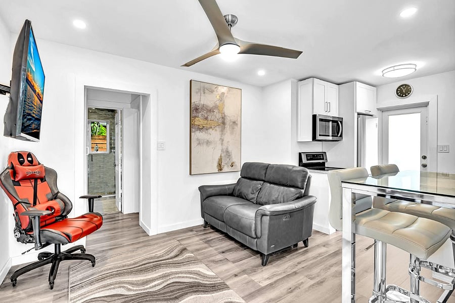 Furnished Finder property 893006_1 photo 7