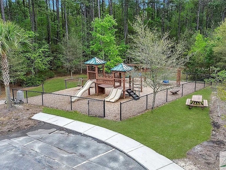 Furnished Finder property 893018_1 photo 22