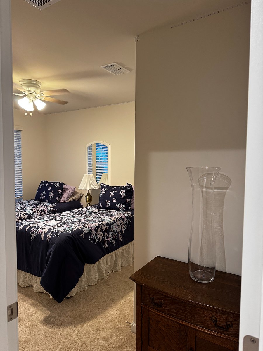Furnished Finder property 893018_1 photo 13