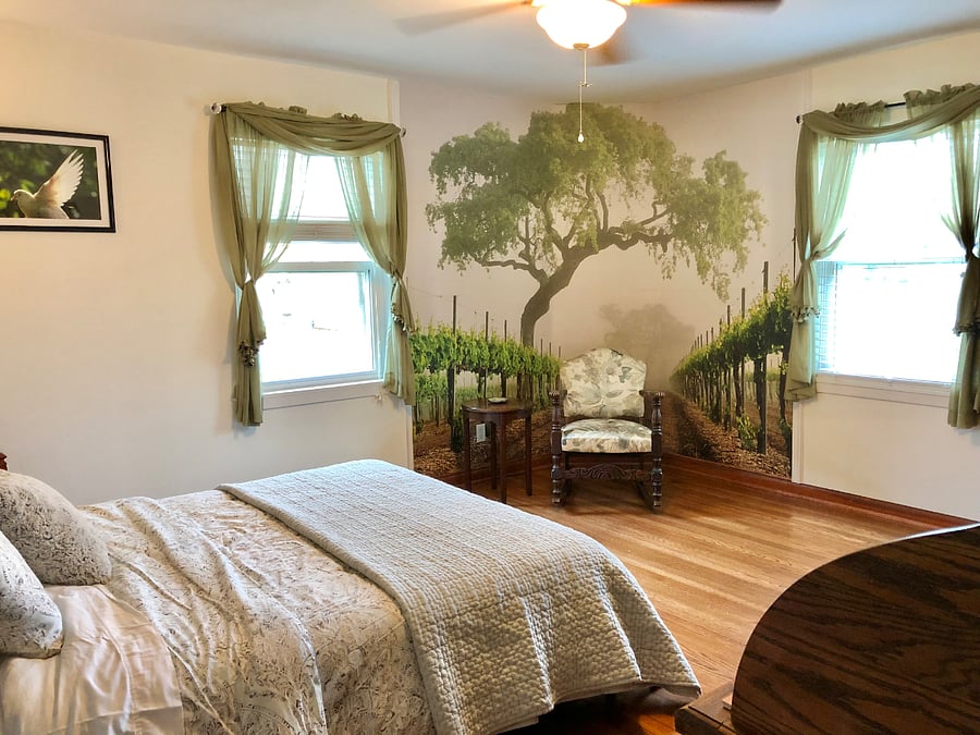 Green bedroom.