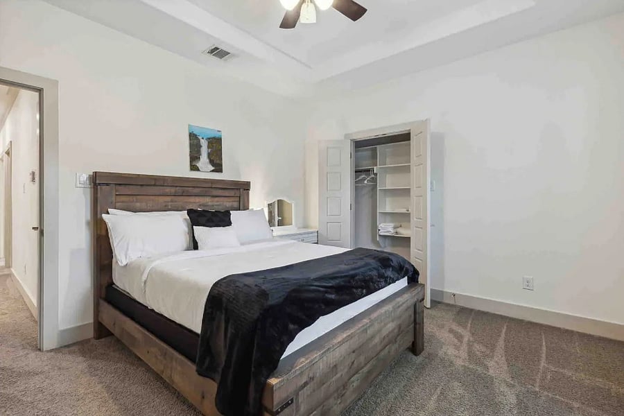 Furnished Finder property 893054_1 photo 13