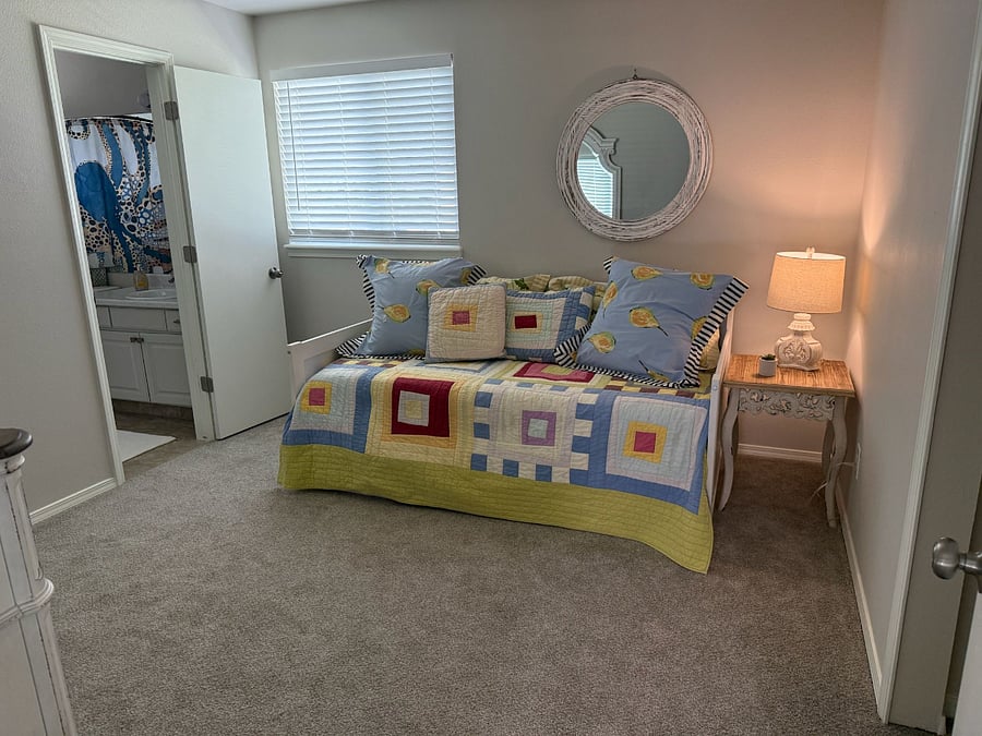 Furnished Finder property 893067_1 photo 4