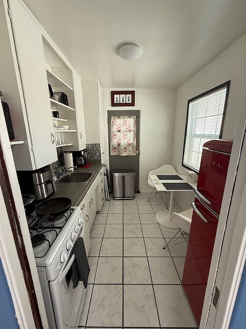 Furnished Finder property 893072_1 photo 6