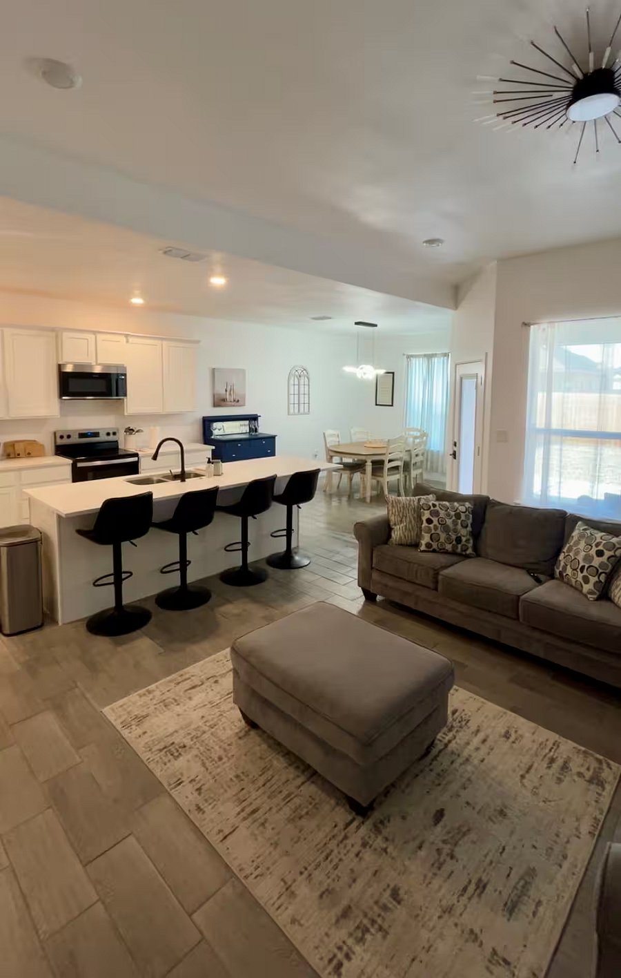 Furnished Finder property 893102_1 photo 7