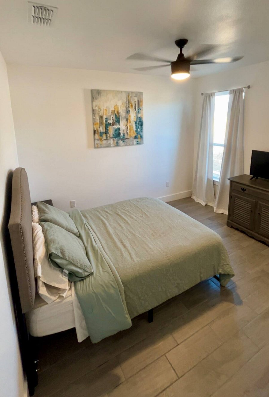 Furnished Finder property 893102_1 photo 8