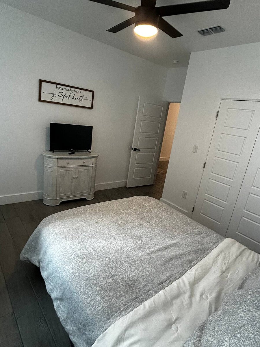 Furnished Finder property 893102_1 photo 16