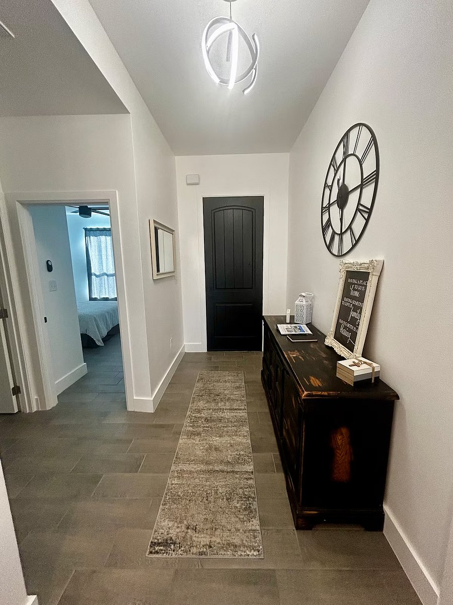 Furnished Finder property 893102_1 photo 25