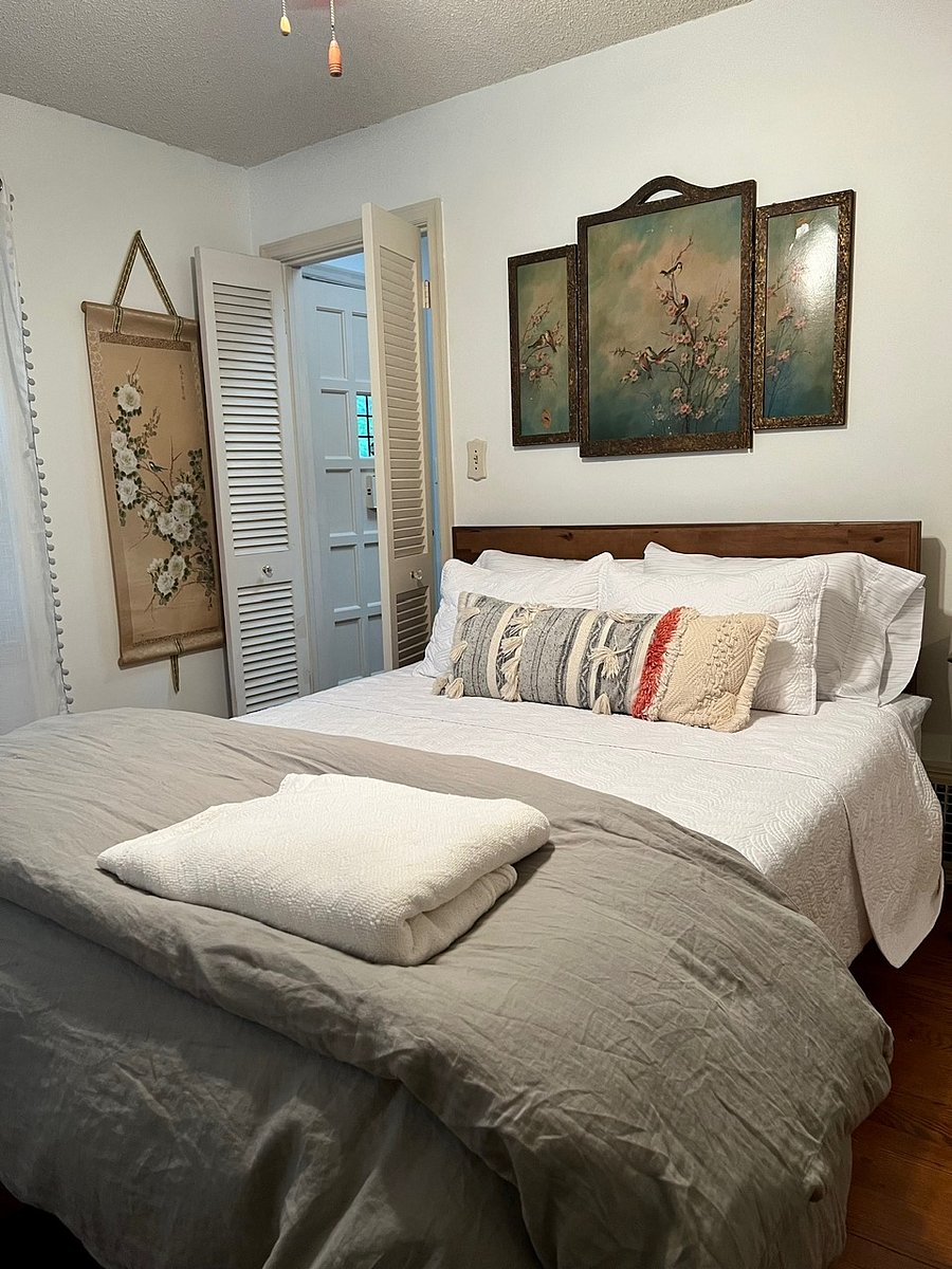 Furnished Finder property 893105_1 photo 9