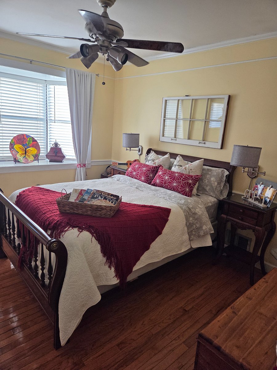 Your bedroom w/ flat screen smart TV, FREE internet, walk in cedar lined closet