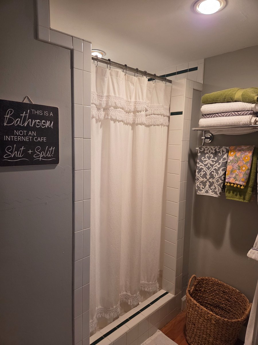 Your shower complete w/ linens and start up toiletries