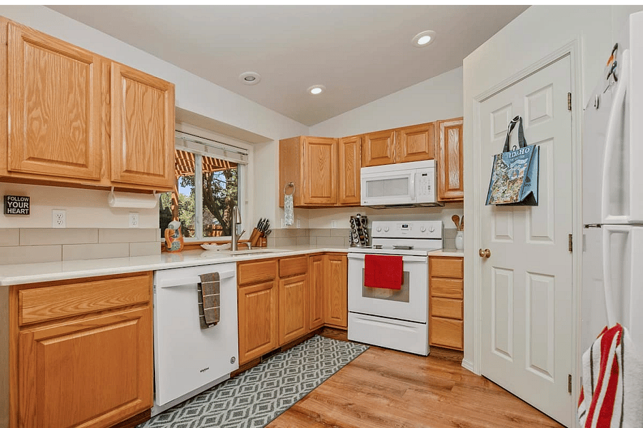 Furnished Finder property 893112_1 photo 6