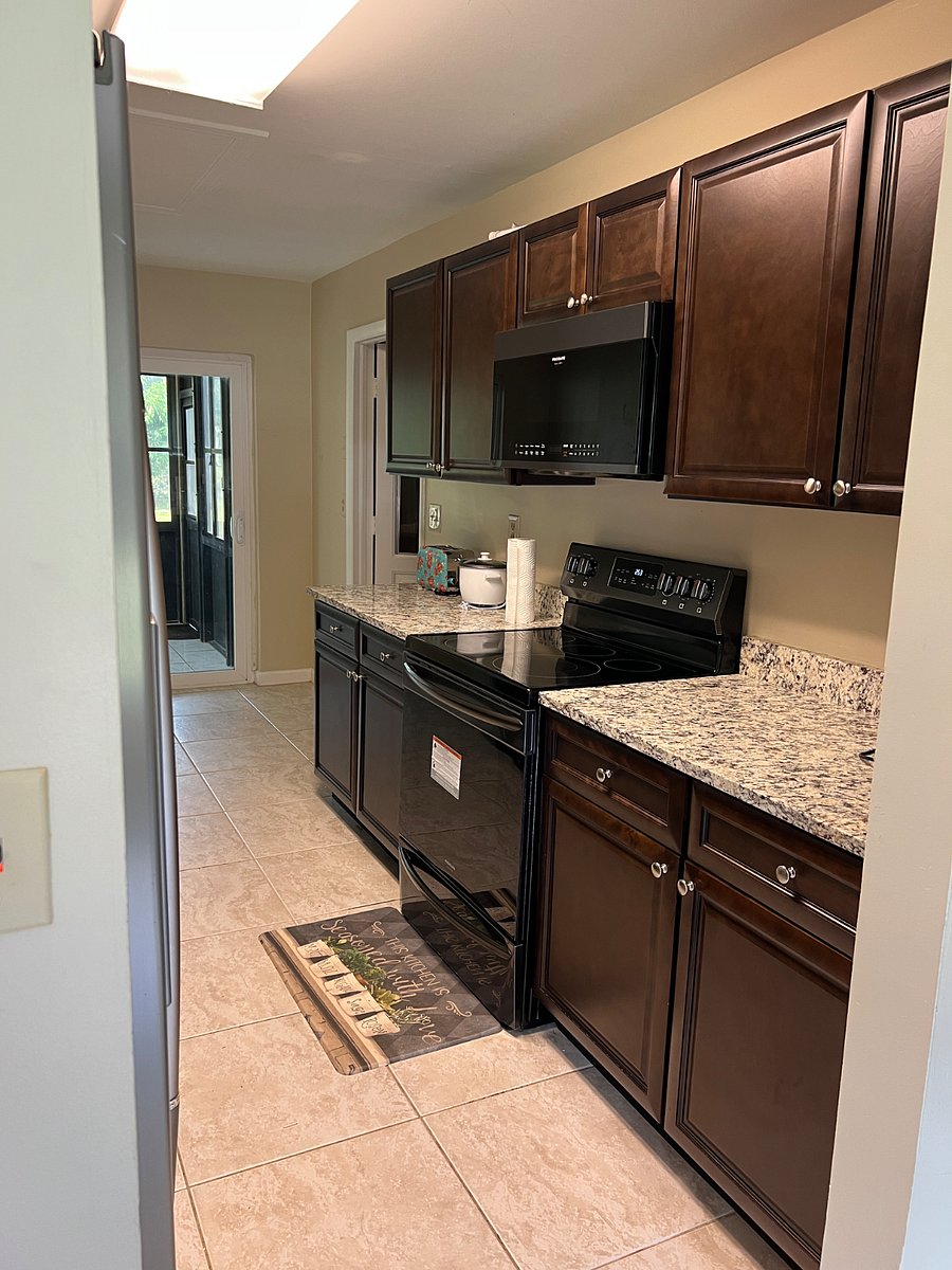 Furnished Finder property 893125_1 photo 8
