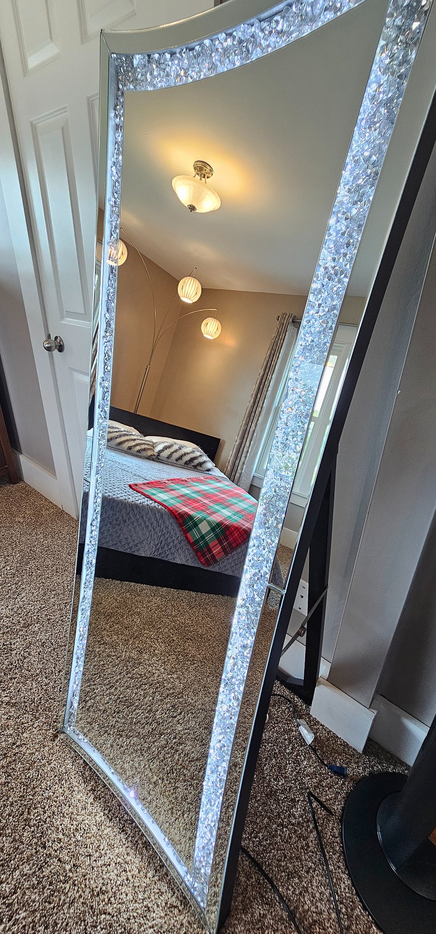 Large Upstairs bedroom featuring 2 queen size beds.