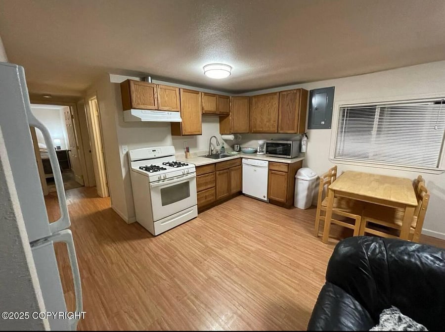 Furnished Finder property 893130_1 photo 5