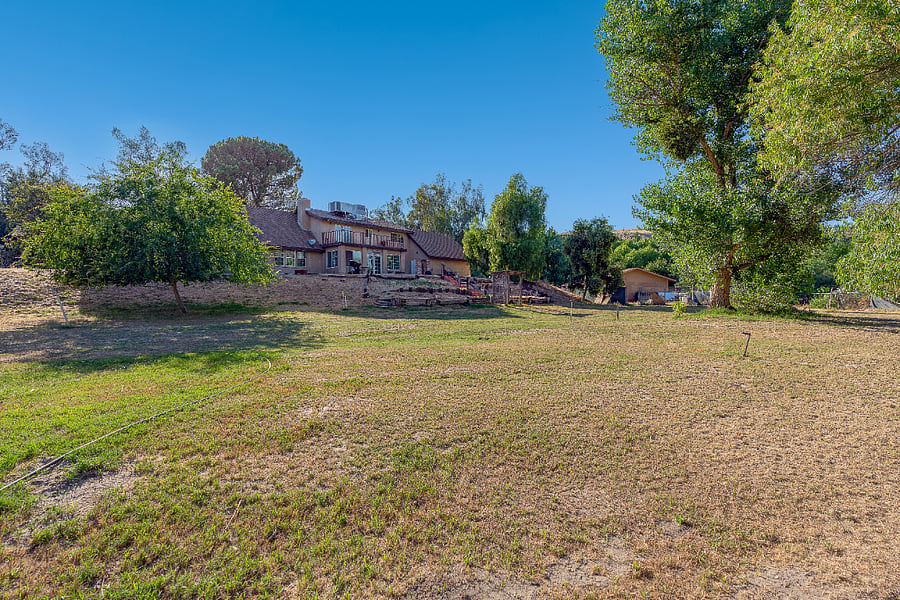 Furnished Finder property 893155_1 photo 27