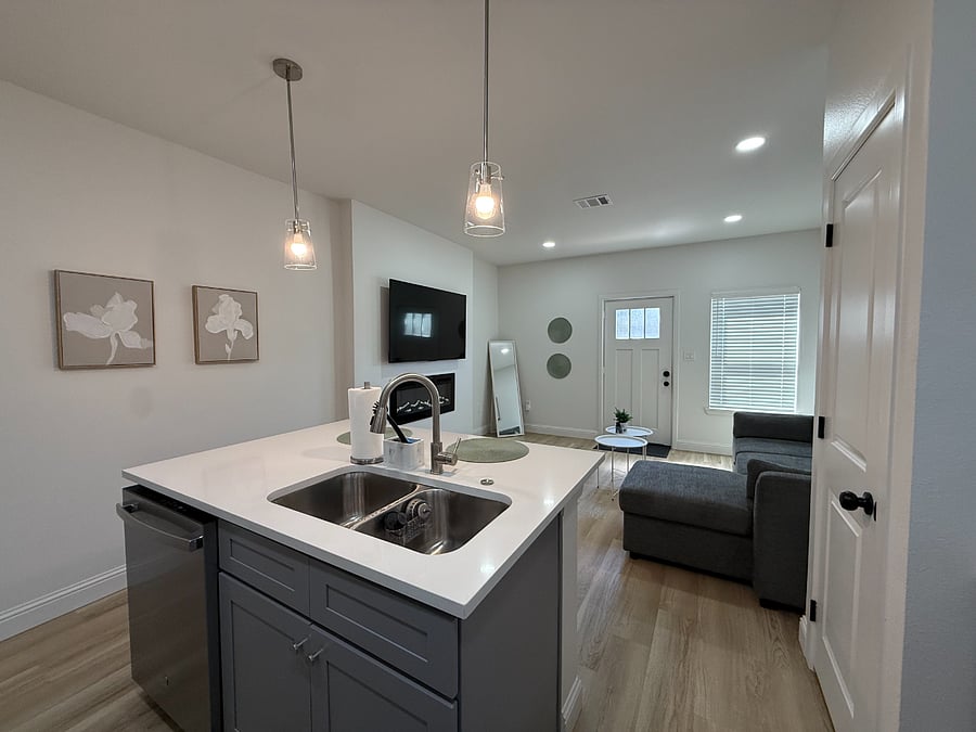 Furnished Finder property 893167_1 photo 8