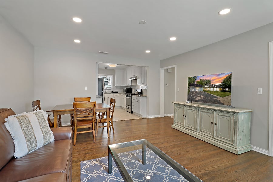Furnished Finder property 893206_1 photo 3