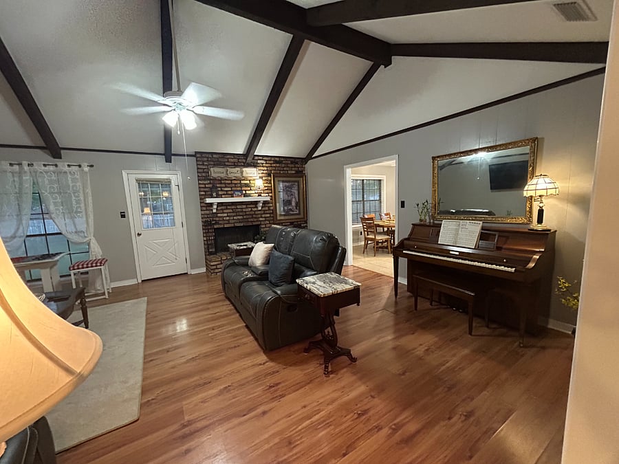 Furnished Finder property 893214_1 photo 4