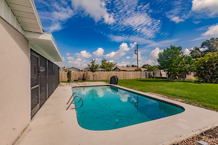 Furnished Finder property 893237_1 photo 18