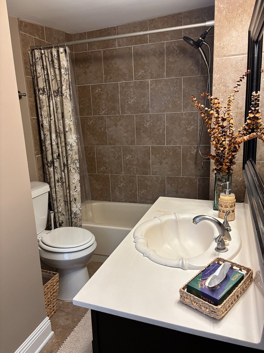 Furnished Finder property 893292_1 photo 9