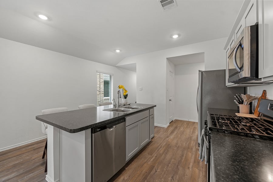 Furnished Finder property 893329_1 photo 3