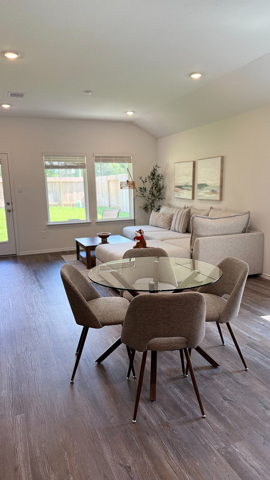 Furnished Finder property 893329_1 photo 26