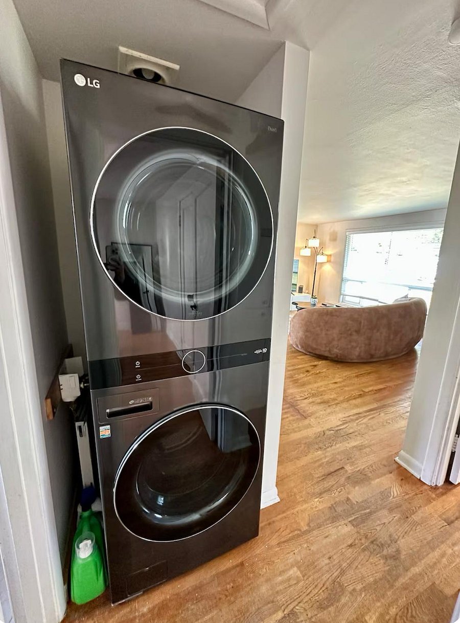 washer and dryer