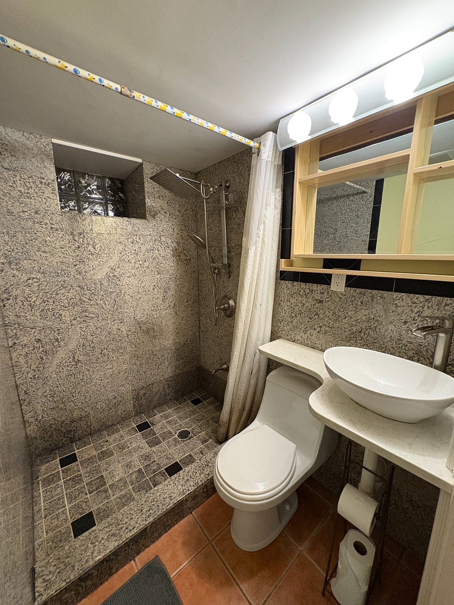 Furnished Finder property 893370_1 photo 11
