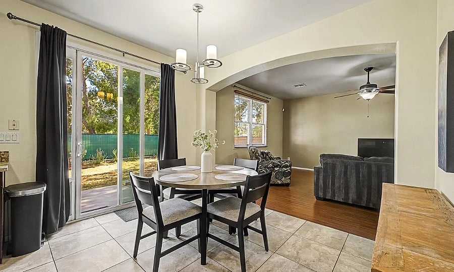 Furnished Finder property 893371_1 photo 4