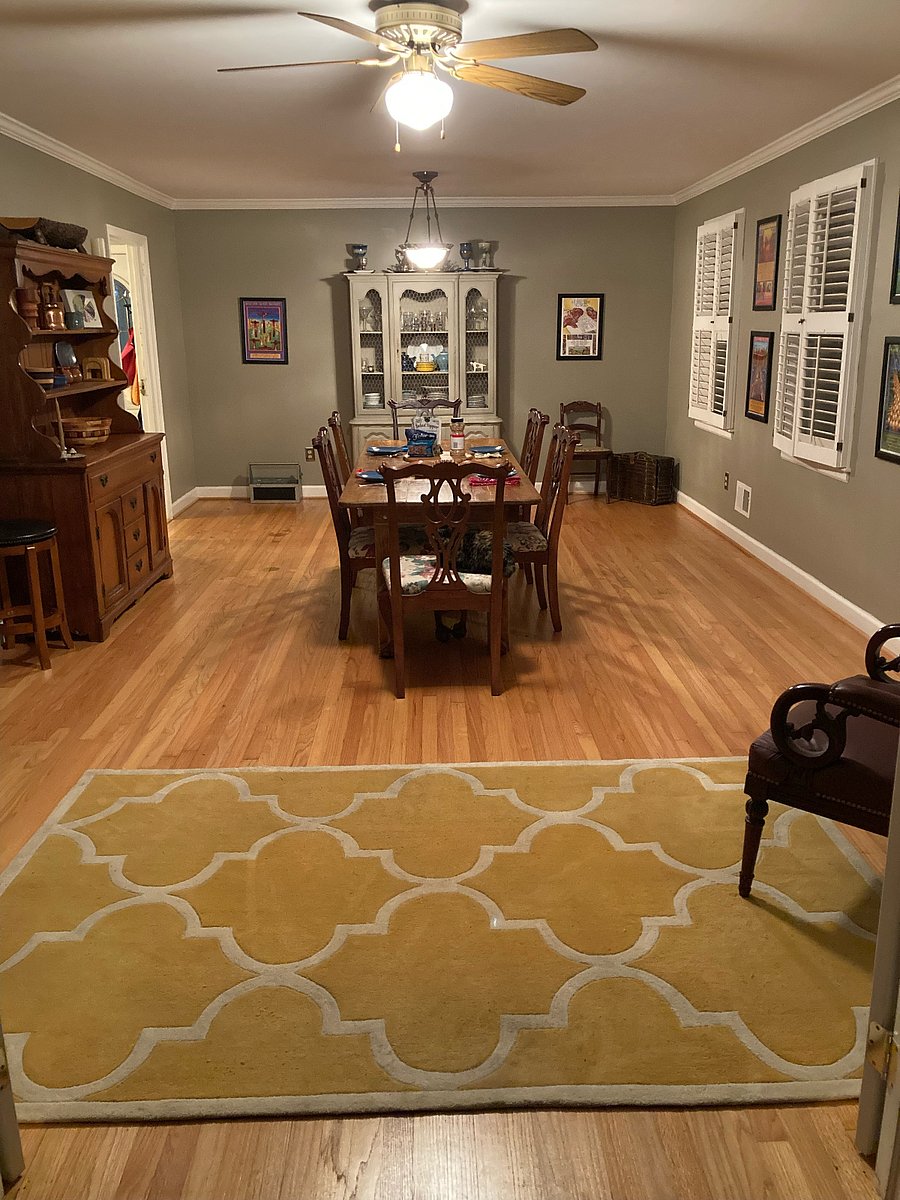 Shared dining room
