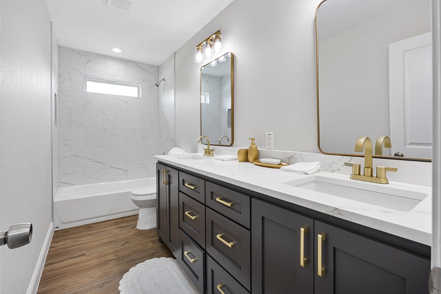 Share Bathroom