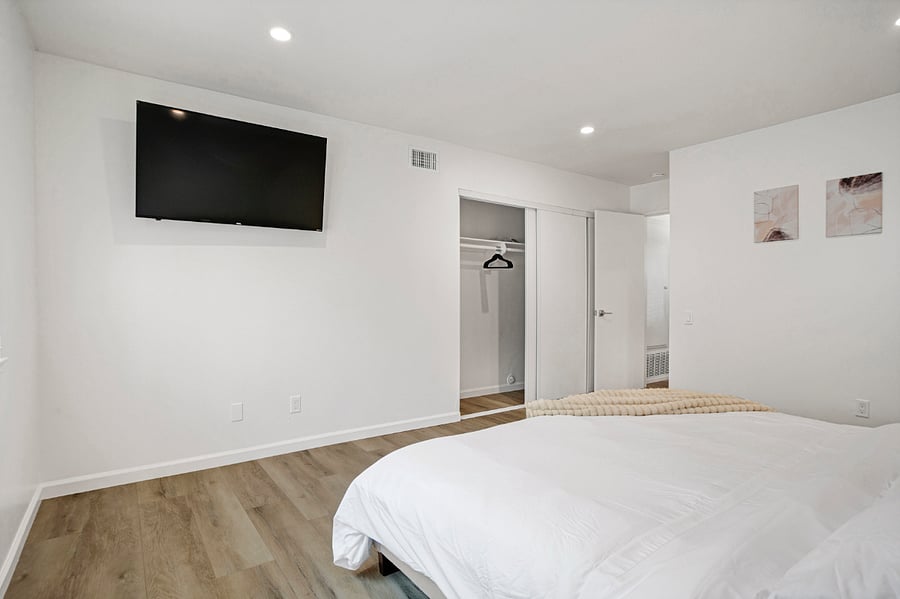 Furnished Finder property 893492_1 photo 16