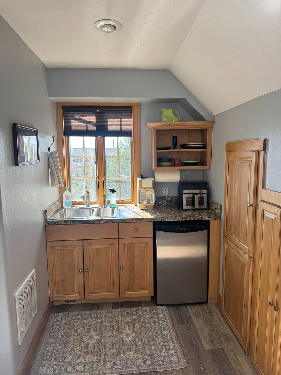 Furnished Finder property 893509_1 photo 11
