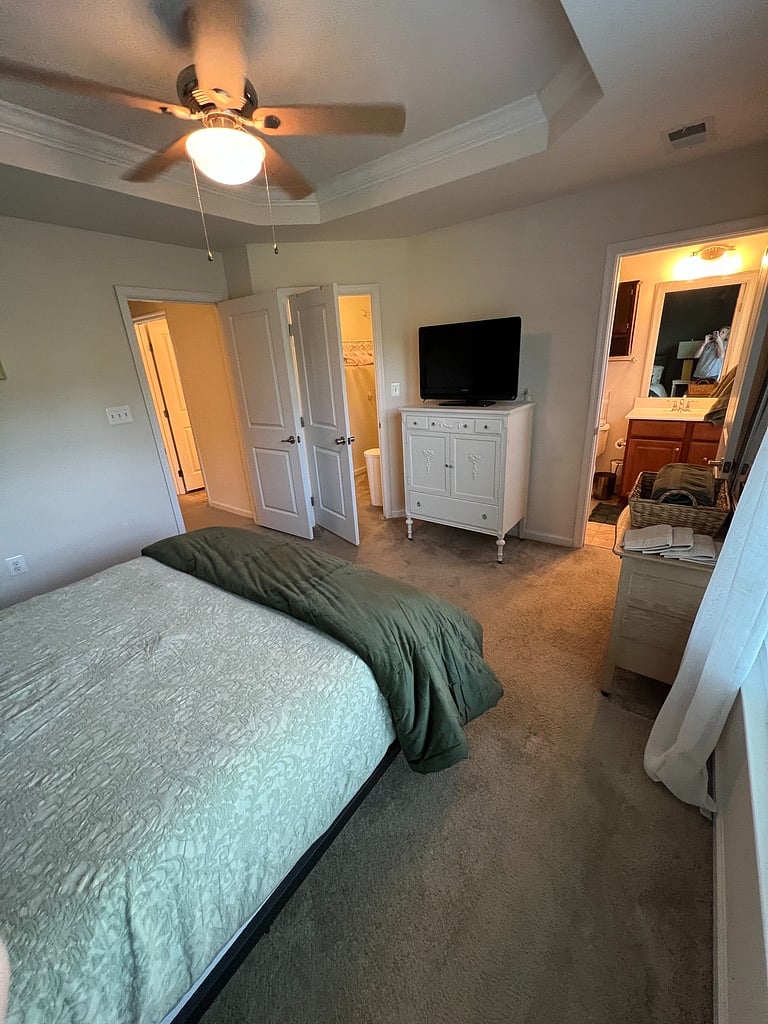 Furnished Finder property 893520_1 photo 30