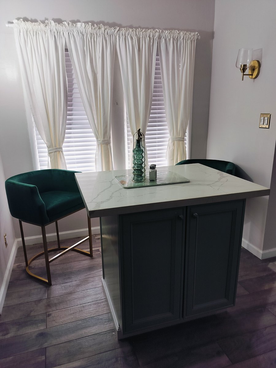 Furnished Finder property 893544_2 photo 8