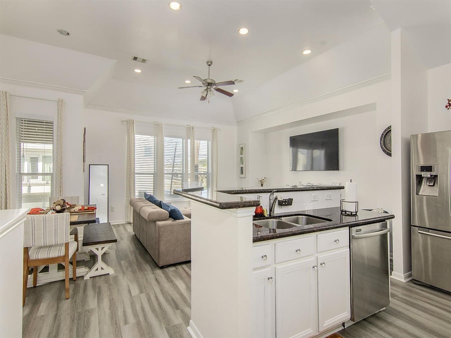 Furnished Finder property 893576_1 photo 8