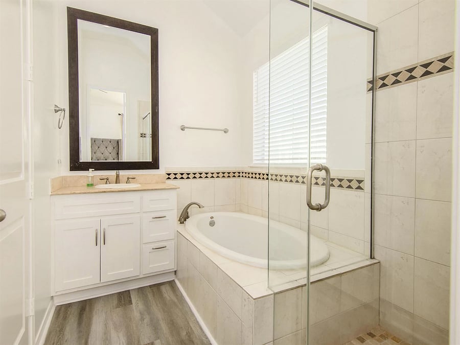 Furnished Finder property 893576_1 photo 17