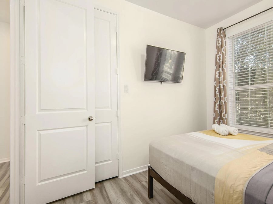 Furnished Finder property 893576_1 photo 22