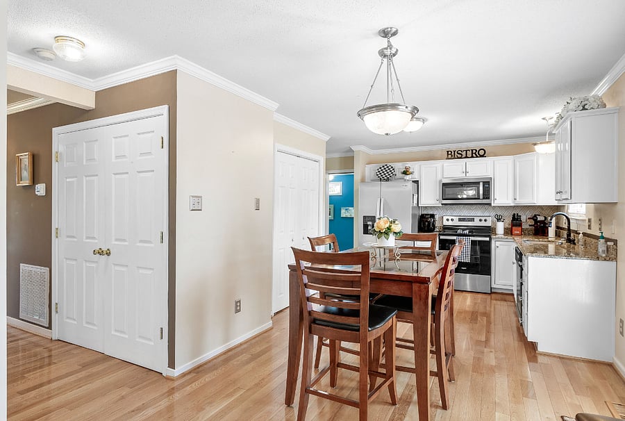 Furnished Finder property 893600_1 photo 17
