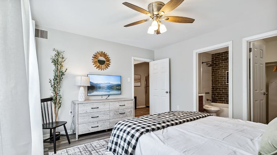 Furnished Finder property 893611_10 photo 3