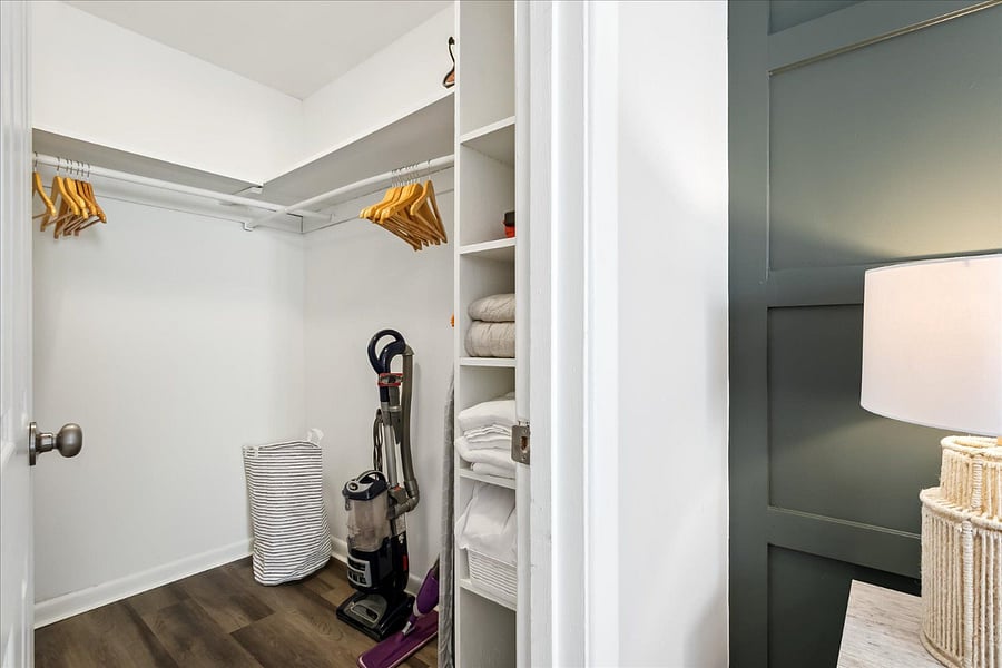 Furnished Finder property 893611_11 photo 15