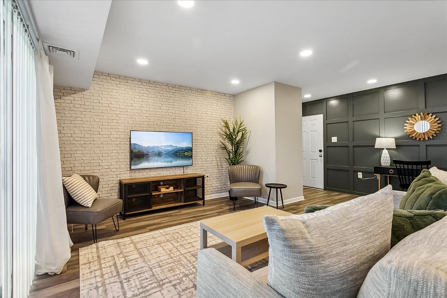 Furnished Finder property 893611_11 photo 12