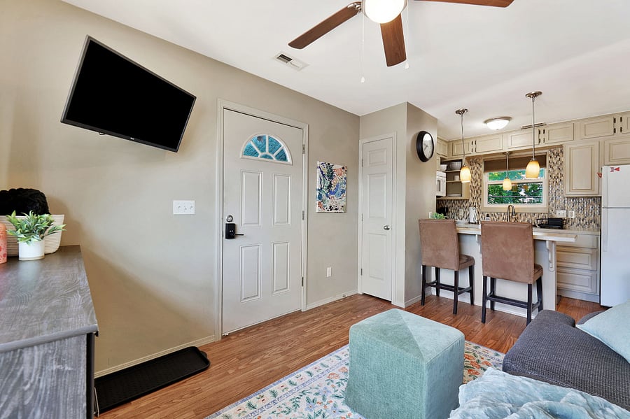 Furnished Finder property 893637_1 photo 10